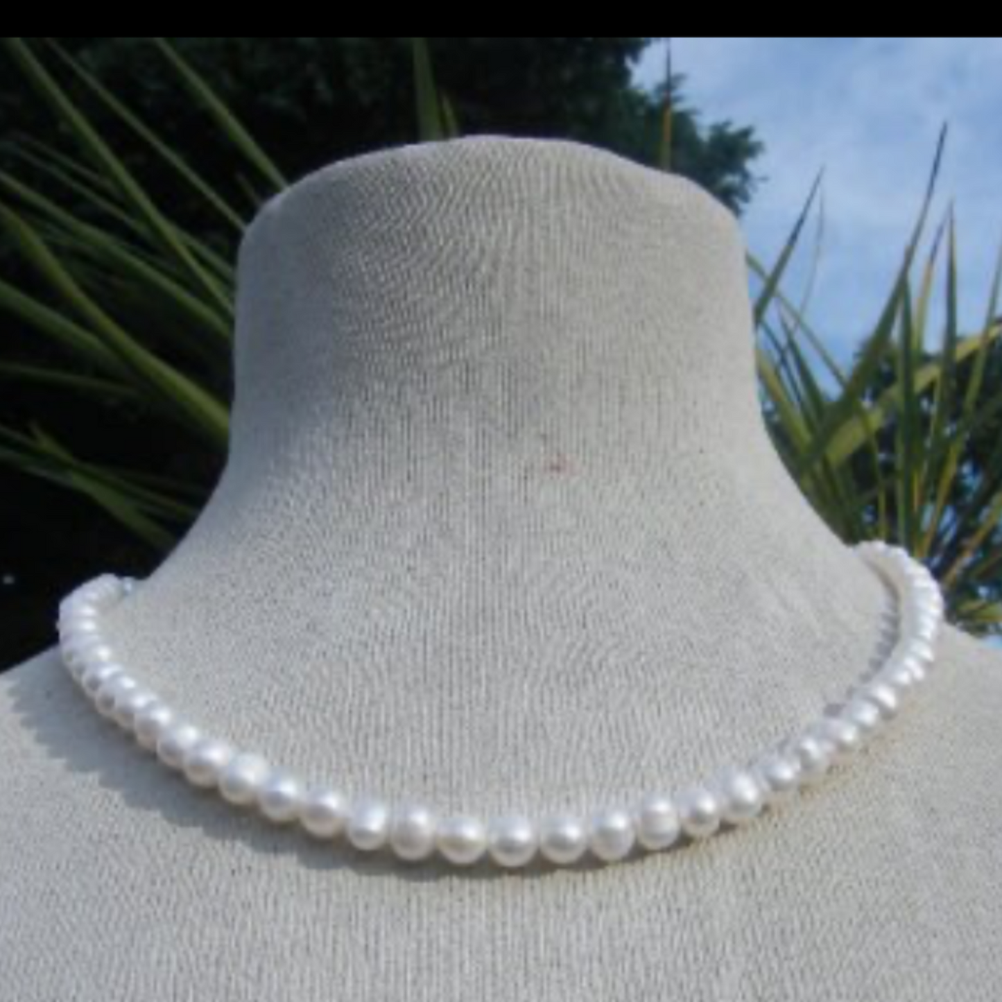 Man Pearls Necklace